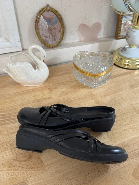 Skechers Something Else Black Crisscross Slip-On Mary Jane Mules Size 8 Grunge - Picture 10 of 14